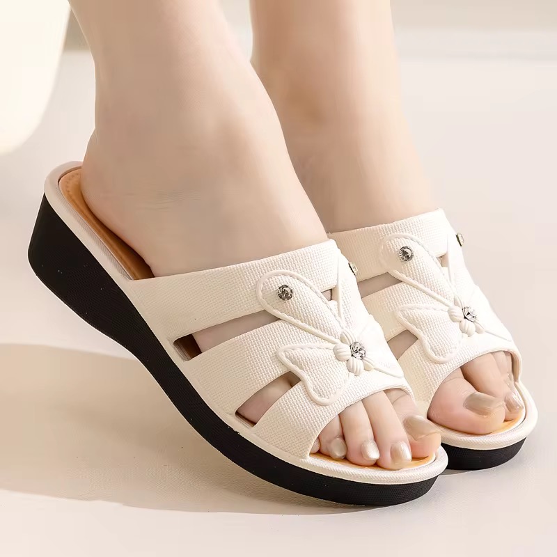Chaussure simple en talons 
